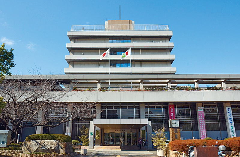 写真:市役所本庁者 写真:市役所本庁者