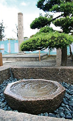 写真:宮水発祥の碑(久保町)の現在 写真:宮水発祥の碑(久保町)の現在