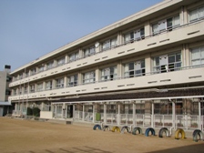 高木小　外観